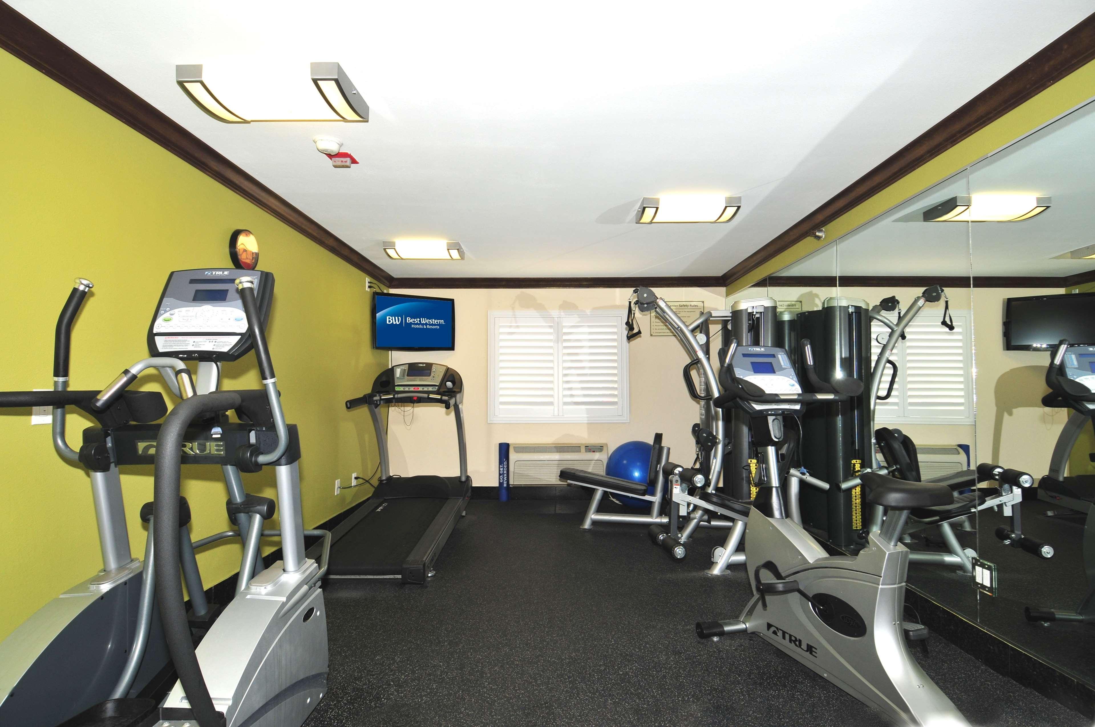 Best Western Antelope Inn & Suites Red Bluff Bagian luar foto