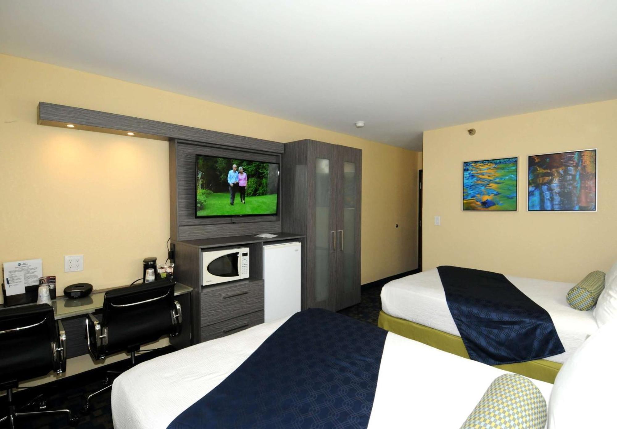 Best Western Antelope Inn & Suites Red Bluff Bagian luar foto