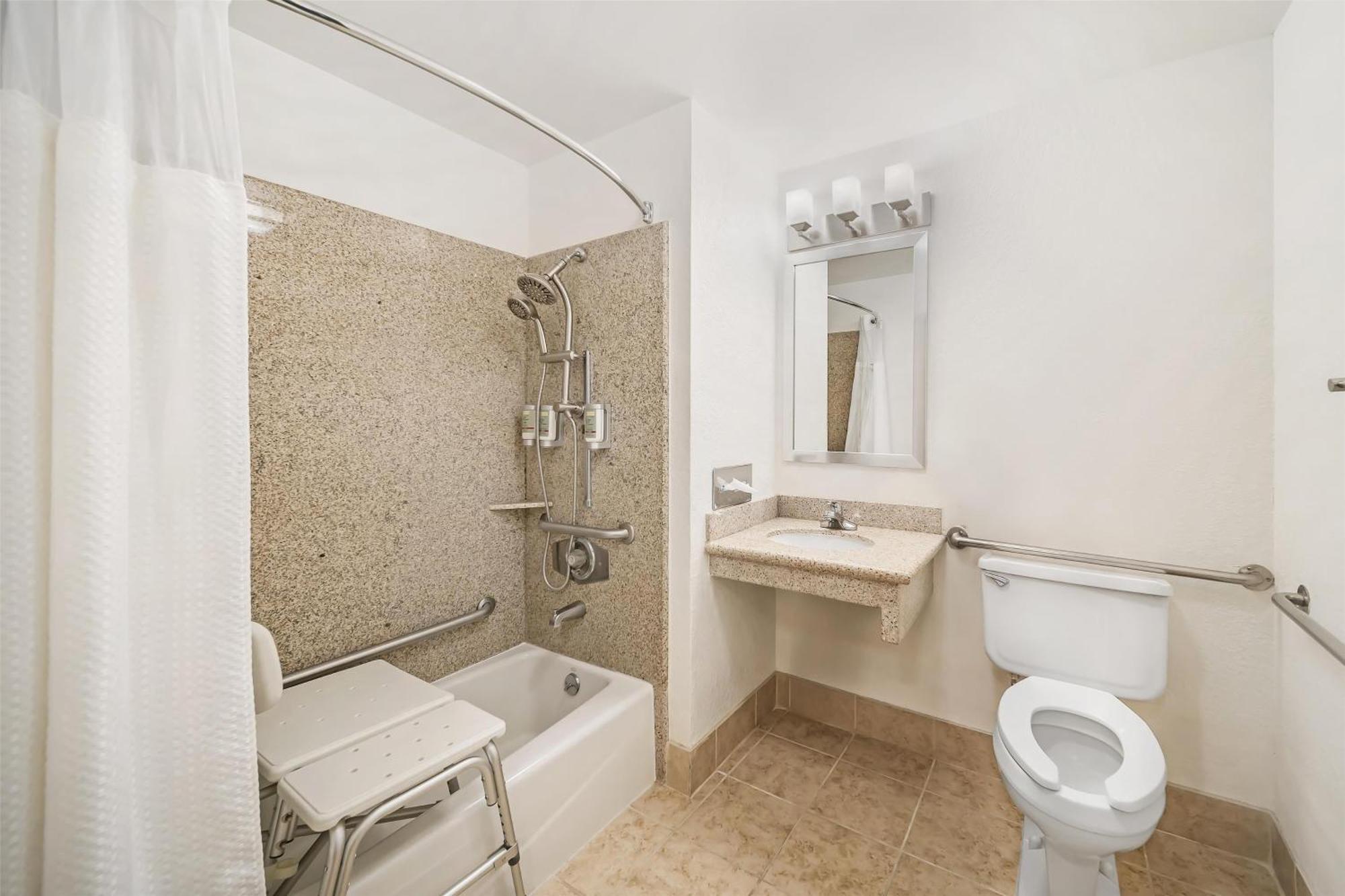 Best Western Antelope Inn & Suites Red Bluff Bagian luar foto