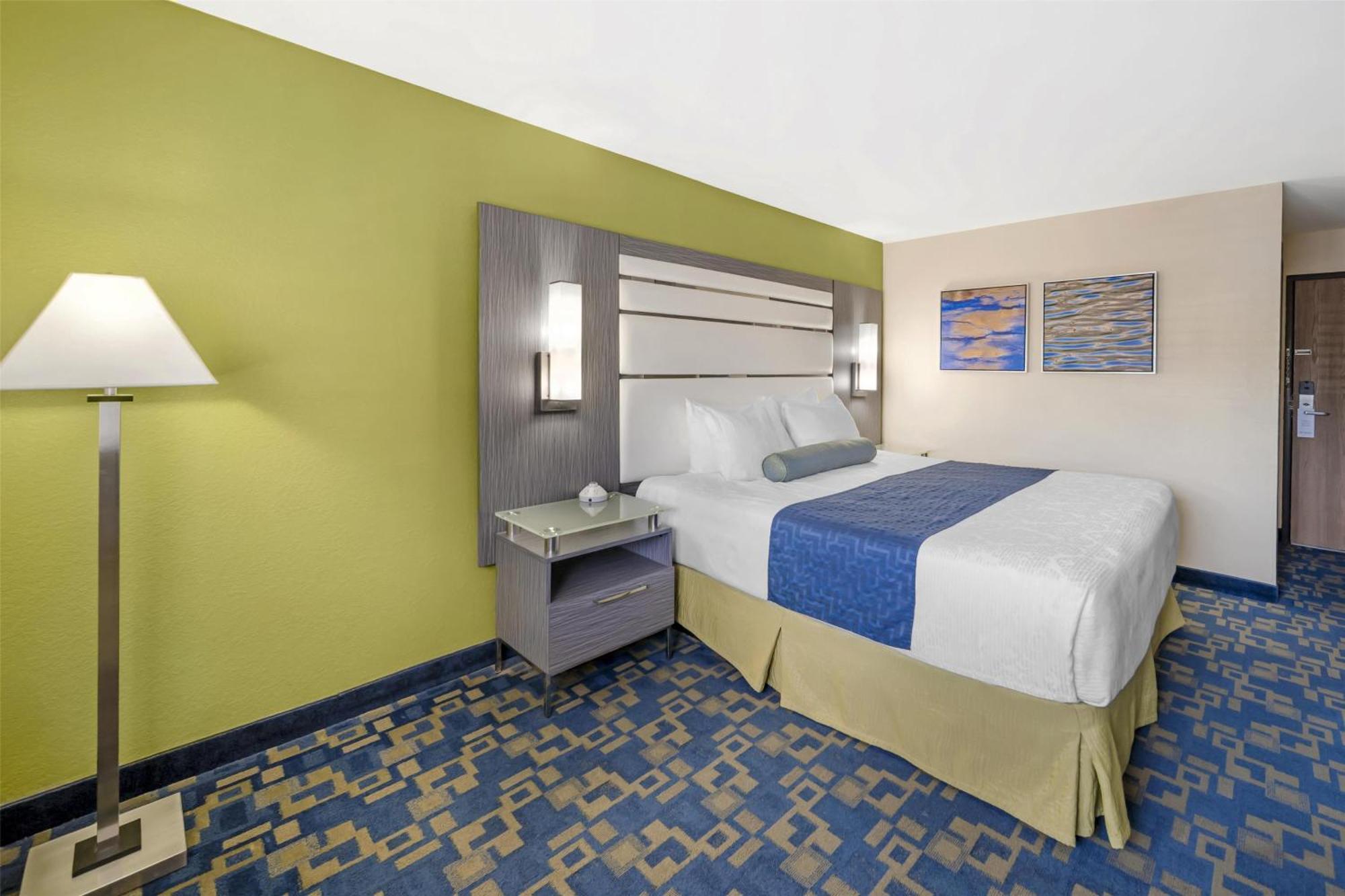 Best Western Antelope Inn & Suites Red Bluff Bagian luar foto