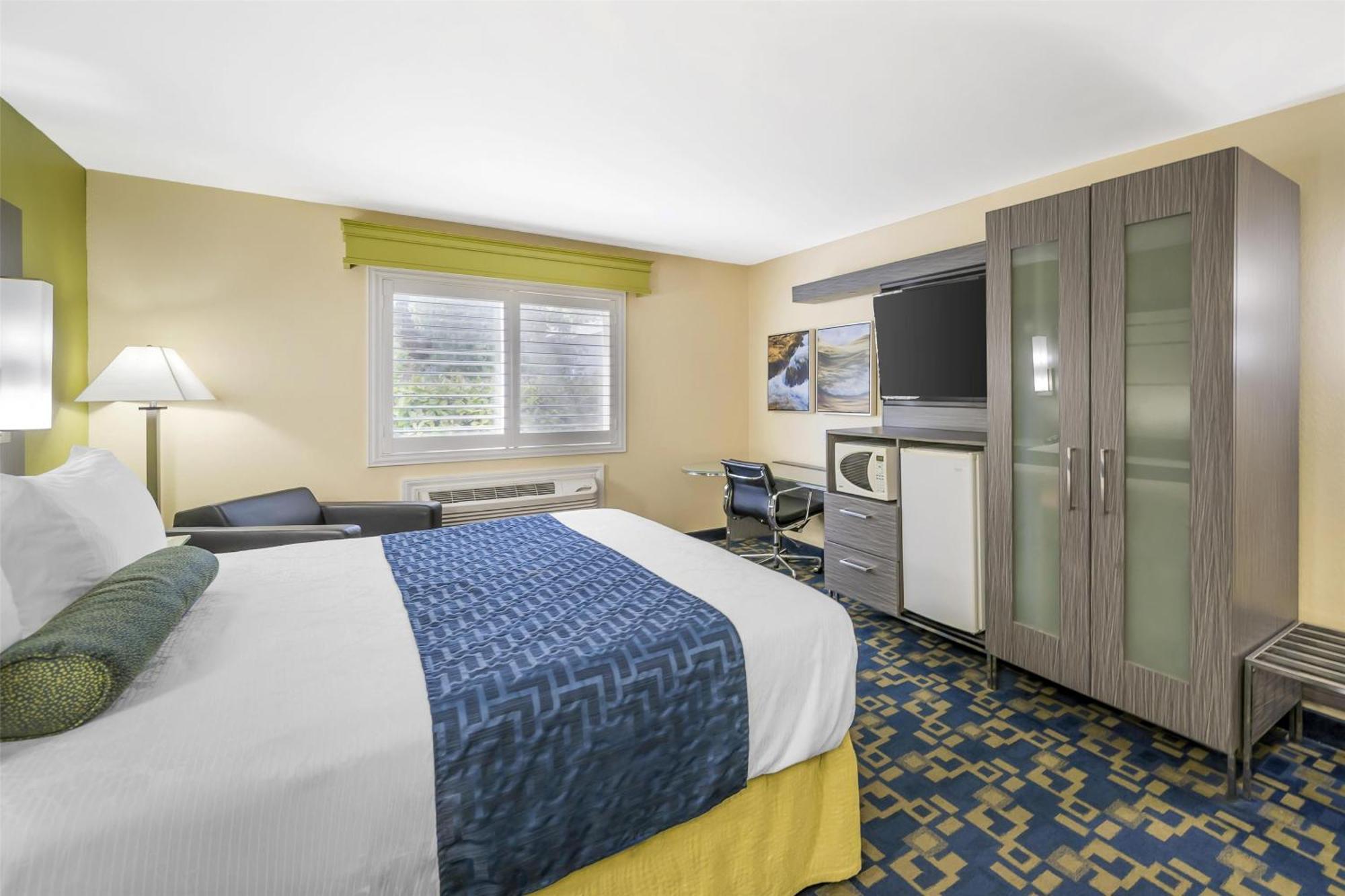 Best Western Antelope Inn & Suites Red Bluff Bagian luar foto